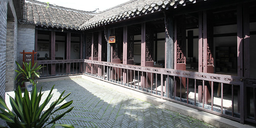 周恩來童年讀書的房間