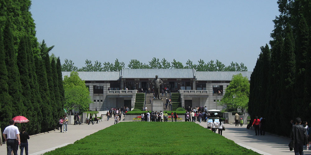 周恩來紀念館廣場